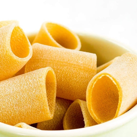 Paccheri mit rauer Oberfläche sorgen dafür, dass die Soße ideal an der Pasta haften kann.
