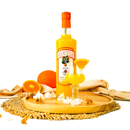 Der Arancello ist ein italienischer Orangenlikör.  Im Cavolobianco Onlineshop können sie jetzt Orangenlikör kaufen.